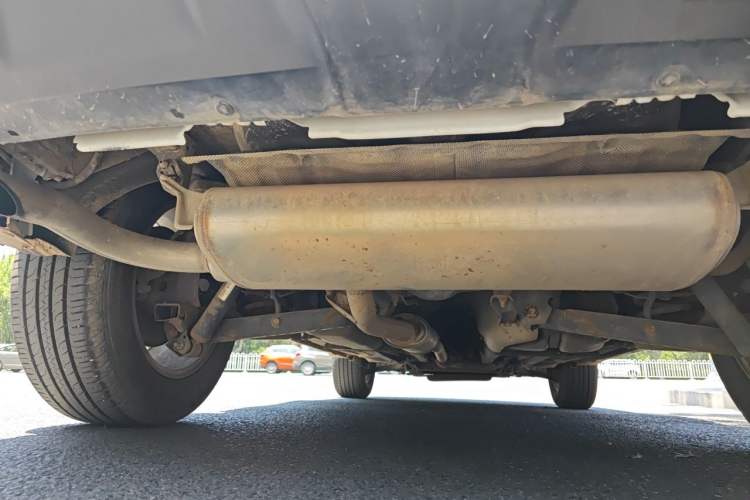 Used Nissan X-Trail 2015 2.0L CVT Comfort MAX Edition 2WD Chassis Rear