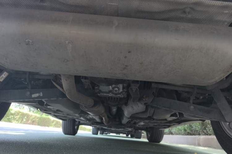 Used Nissan X-Trail 2015 2.5L CVT Leading MAX Edition 4WD Chassis Rear