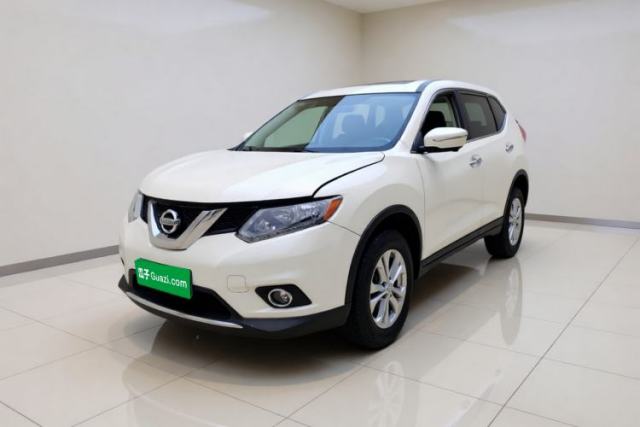 Używany Nissan X-Trail 2015 2.0L CVT Comfort MAX Edition 2WD