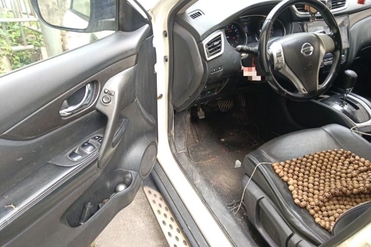 Used Nissan X-Trail 2015 2.0L CVT Comfort MAX Edition 2WD Driver Seat