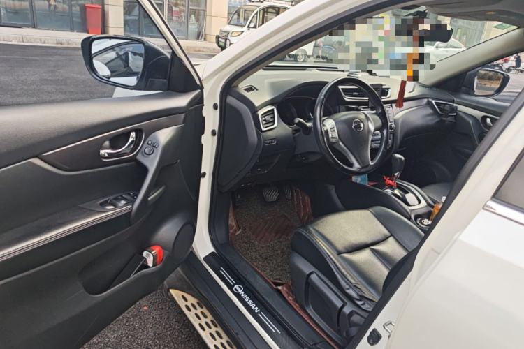 Used Nissan X-Trail 2015 2.0L CVT Comfort MAX Edition 2WD Driver Seat