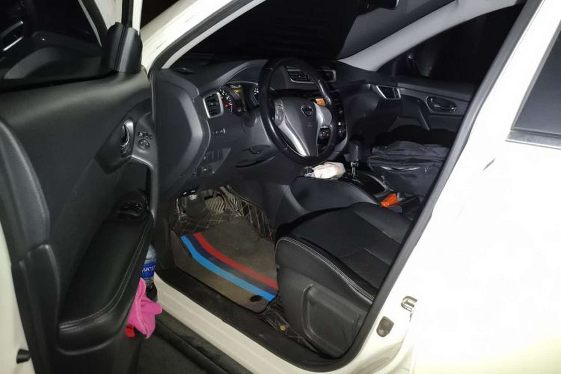 Used Nissan X-Trail 2015 2.0L CVT Comfort MAX Edition 2WD Driver Seat