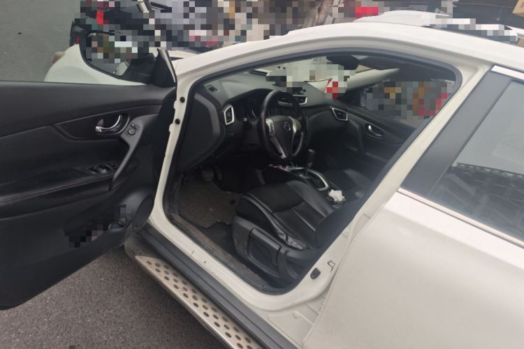 Used Nissan X-Trail 2015 2.0L CVT Comfort MAX Edition 2WD Driver Seat