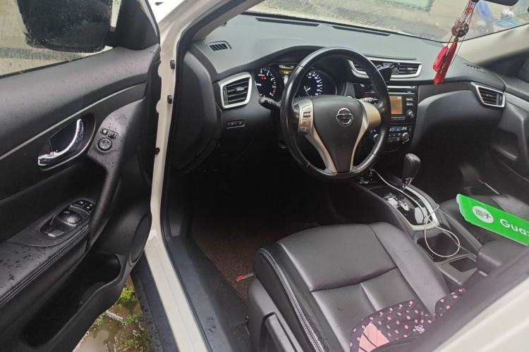 Used Nissan X-Trail 2015 2.0L CVT Comfort MAX Edition 2WD Driver Seat