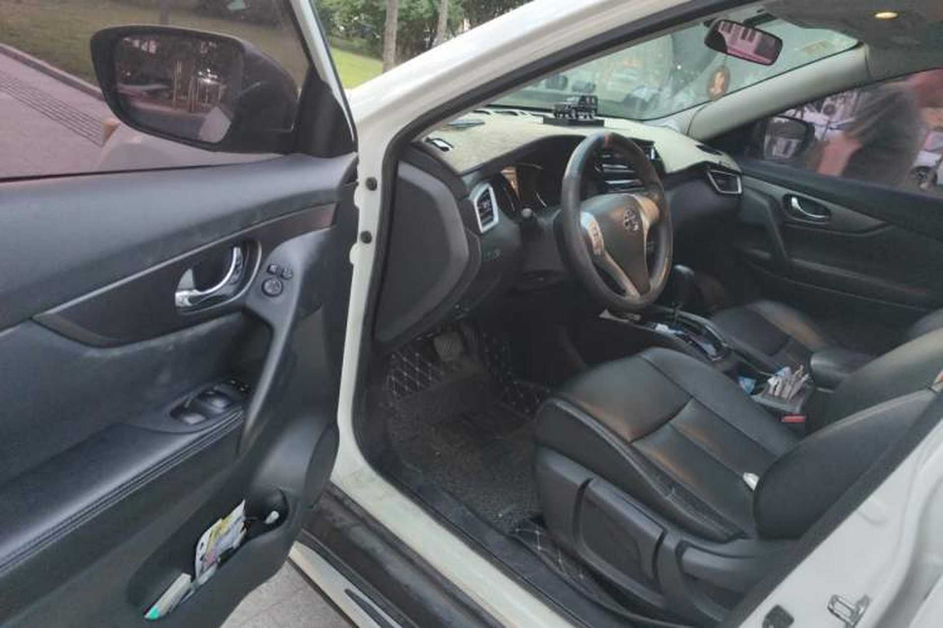 Used Nissan X-Trail 2015 2.0L CVT Comfort MAX Edition 2WD Driver Seat