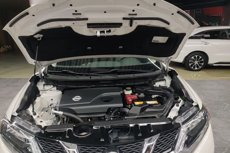 Used Nissan X-Trail 2015 2.0L CVT Comfort MAX Edition 2WD Engine Bay