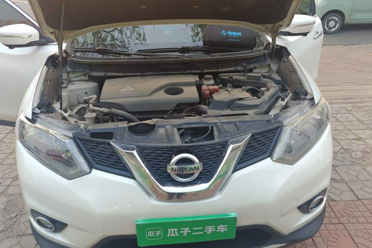 Used Nissan X-Trail 2015 2.0L CVT Comfort MAX Edition 2WD Engine Bay