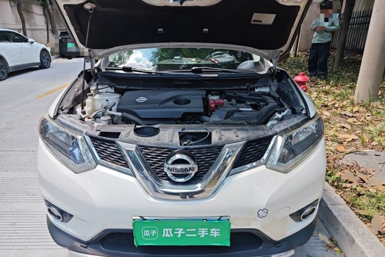 Used Nissan X-Trail 2015 2.0L CVT Comfort MAX Edition 2WD Engine Bay