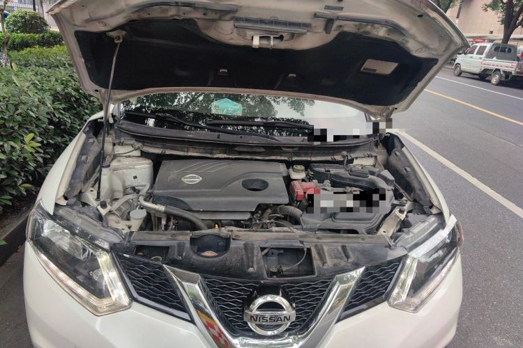 Used Nissan X-Trail 2015 2.0L CVT Comfort MAX Edition 2WD Engine Bay