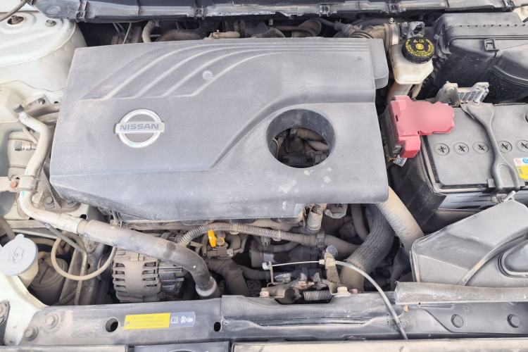 Used Nissan X-Trail 2015 2.0L CVT Comfort MAX Edition 2WD Engine Bay