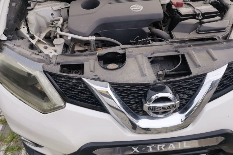 Used Nissan X-Trail 2015 2.5L CVT Leading MAX Edition 4WD Engine Bay Right