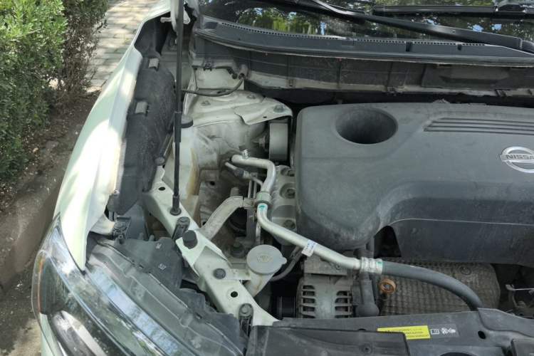 Used Nissan X-Trail 2015 2.5L CVT Leading MAX Edition 4WD Engine Bay Right