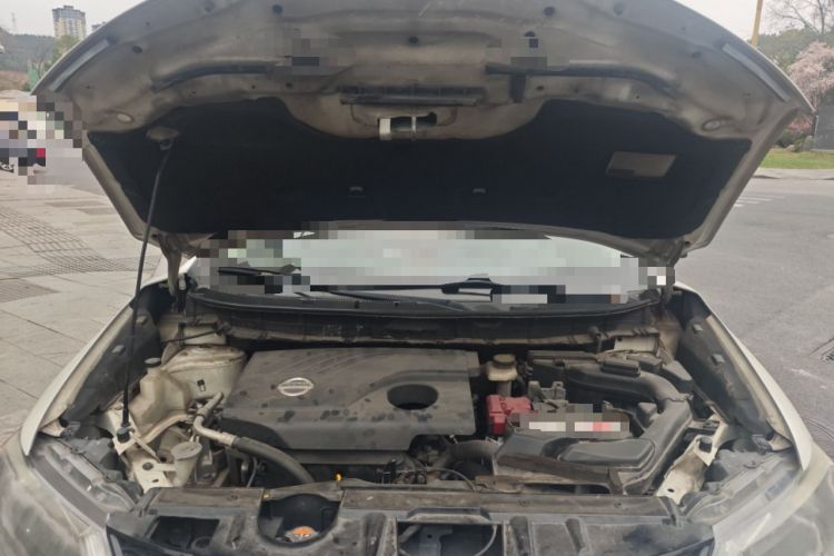 Used Nissan X-Trail 2015 2.0L CVT Comfort MAX Edition 2WD Engine Bay