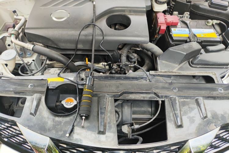Used Nissan X-Trail 2015 2.0L CVT Comfort MAX Edition 2WD Engine Bay