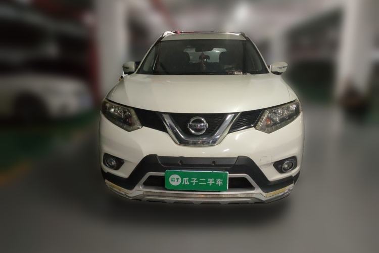 Used Nissan X-Trail 2015 2.0L CVT Comfort MAX Edition 2WD Exterior 1