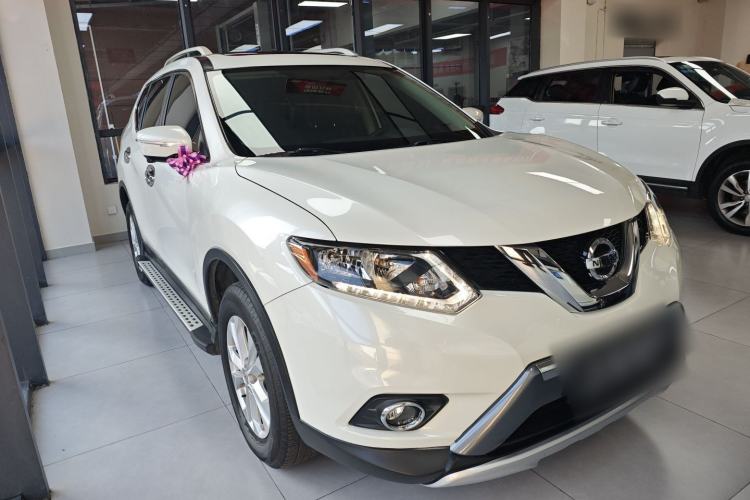 Used Nissan X-Trail 2015 2.0L CVT Comfort MAX Edition 2WD Exterior 1