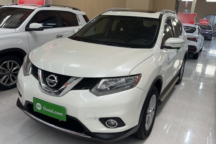 Used Nissan X-Trail 2015 2.0L CVT Comfort MAX Edition 2WD Exterior 1