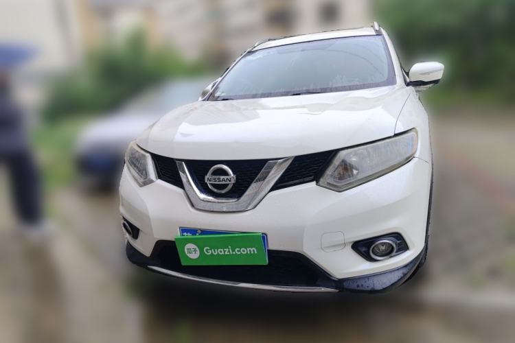 Used Nissan X-Trail 2015 2.0L CVT Comfort MAX Edition 2WD Exterior 1