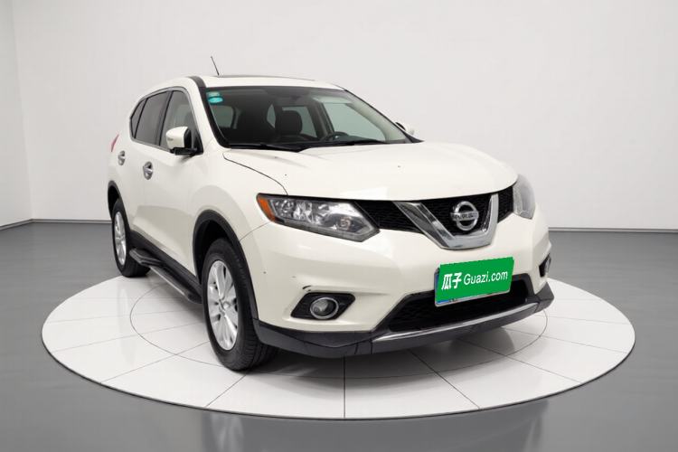 Used Nissan X-Trail 2015 2.0L CVT Comfort MAX Edition 2WD Exterior 1