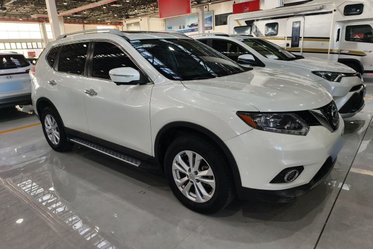 Used Nissan X-Trail 2015 2.0L CVT Comfort MAX Edition 2WD Exterior 2