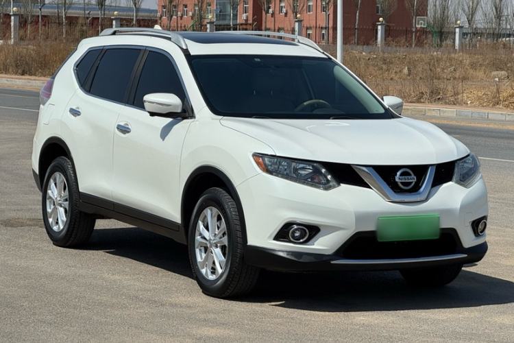 Used Nissan X-Trail 2015 2.0L CVT Comfort MAX Edition 2WD Exterior 2