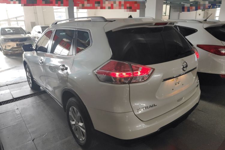 Used Nissan X-Trail 2015 2.0L CVT Comfort MAX Edition 2WD Exterior 2