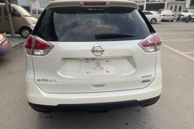 Used Nissan X-Trail 2015 2.0L CVT Comfort MAX Edition 2WD Exterior 3