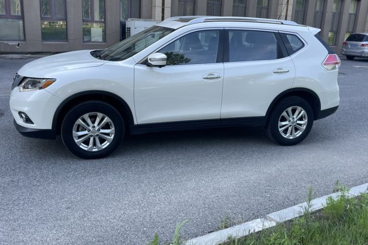 Used Nissan X-Trail 2015 2.0L CVT Comfort MAX Edition 2WD Exterior 4