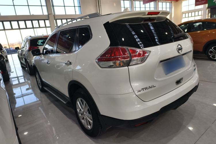 Used Nissan X-Trail 2015 2.0L CVT Comfort MAX Edition 2WD Exterior 5