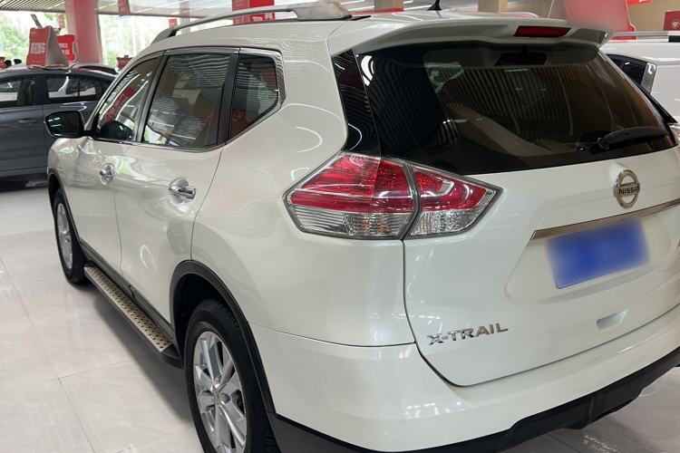 Used Nissan X-Trail 2015 2.0L CVT Comfort MAX Edition 2WD Exterior 6