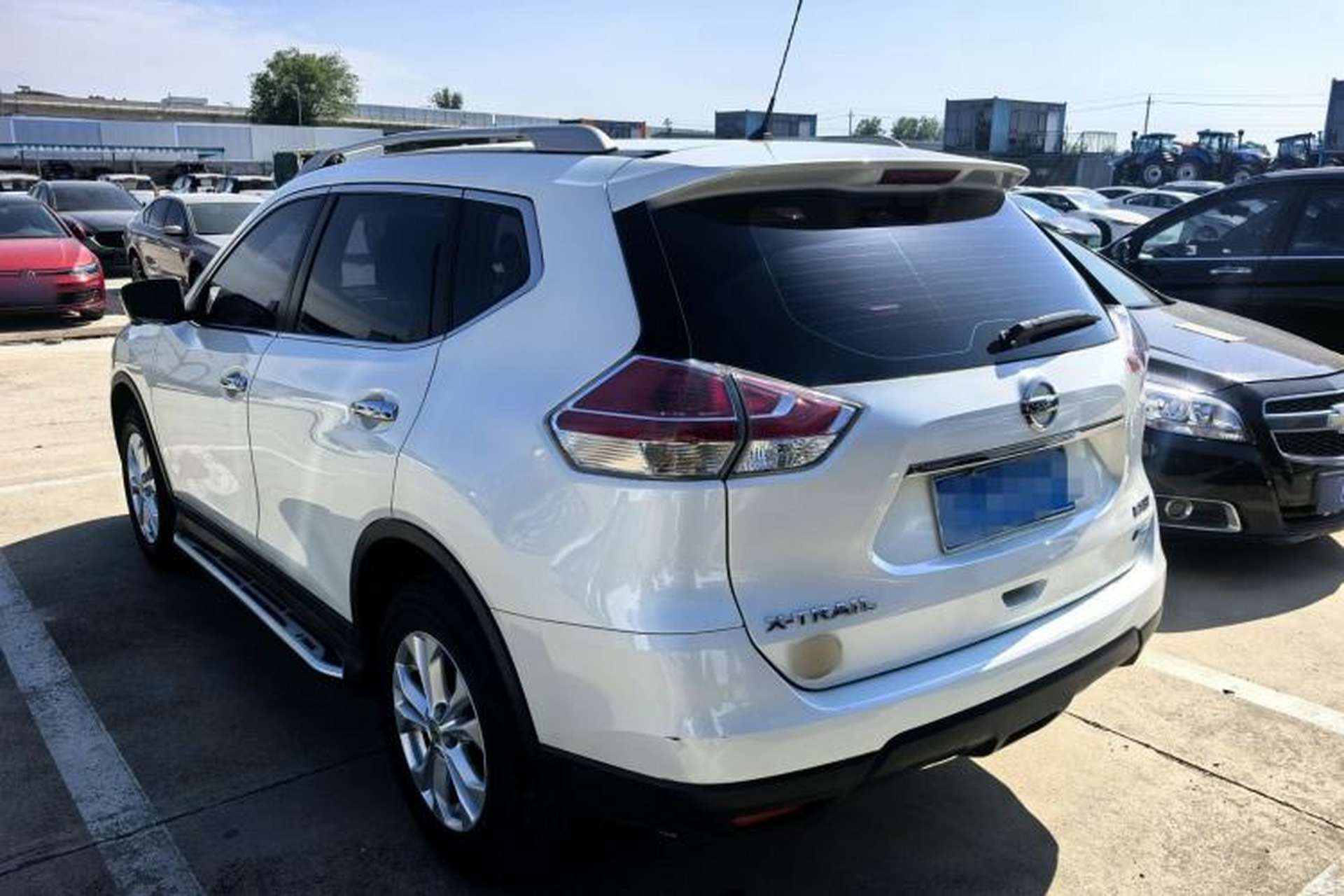 Used Nissan X-Trail 2015 2.0L CVT Comfort MAX Edition 2WD Exterior 9