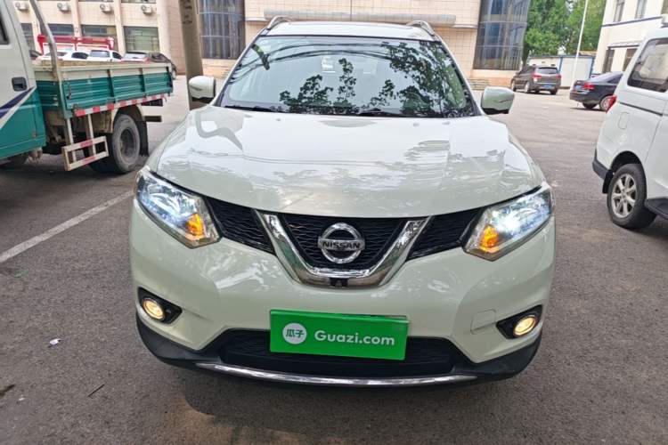 Used Nissan X-Trail 2015 2.0L CVT Comfort MAX Edition 2WD Front