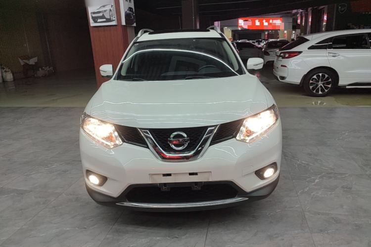 Used Nissan X-Trail 2015 2.0L CVT Comfort MAX Edition 2WD Front