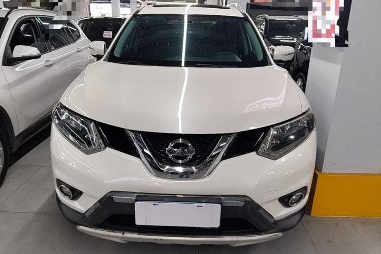 Used Nissan X-Trail 2015 2.5L CVT Leading MAX Edition 4WD Front