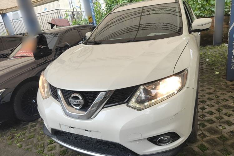 Used Nissan X-Trail 2015 2.0L CVT Comfort MAX Edition 2WD Front
