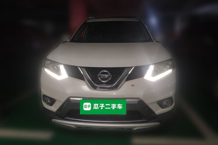 Used Nissan X-Trail 2015 2.0L CVT Comfort MAX Edition 2WD Front