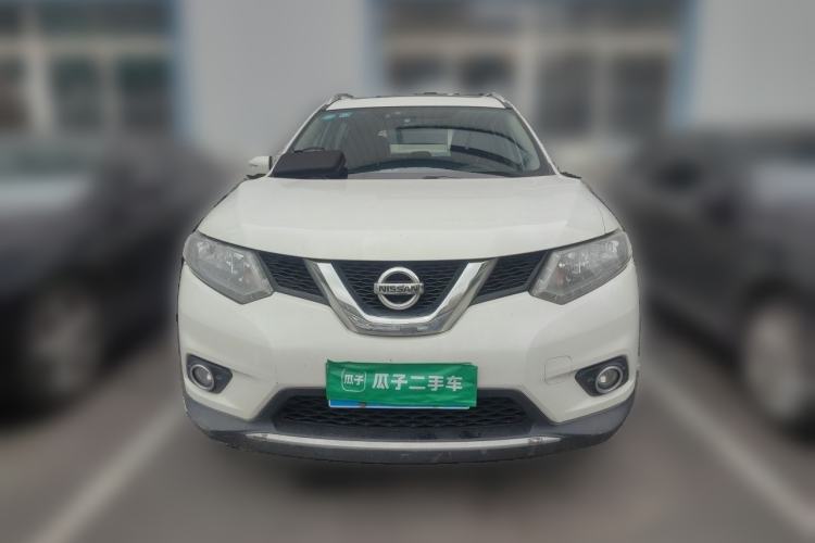 Used Nissan X-Trail 2015 2.5L CVT Leading MAX Edition 4WD Front