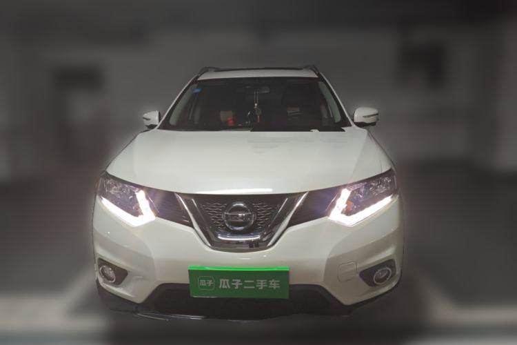 Used Nissan X-Trail 2015 2.0L CVT Comfort MAX Edition 2WD Front