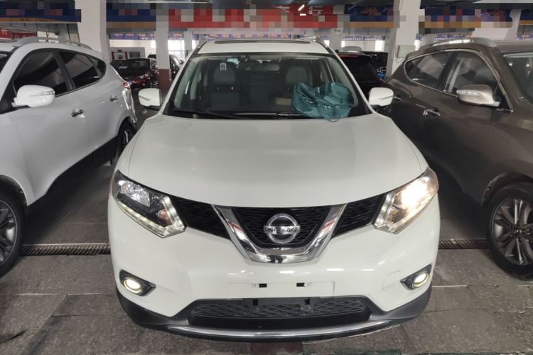 Used Nissan X-Trail 2015 2.0L CVT Comfort MAX Edition 2WD Front