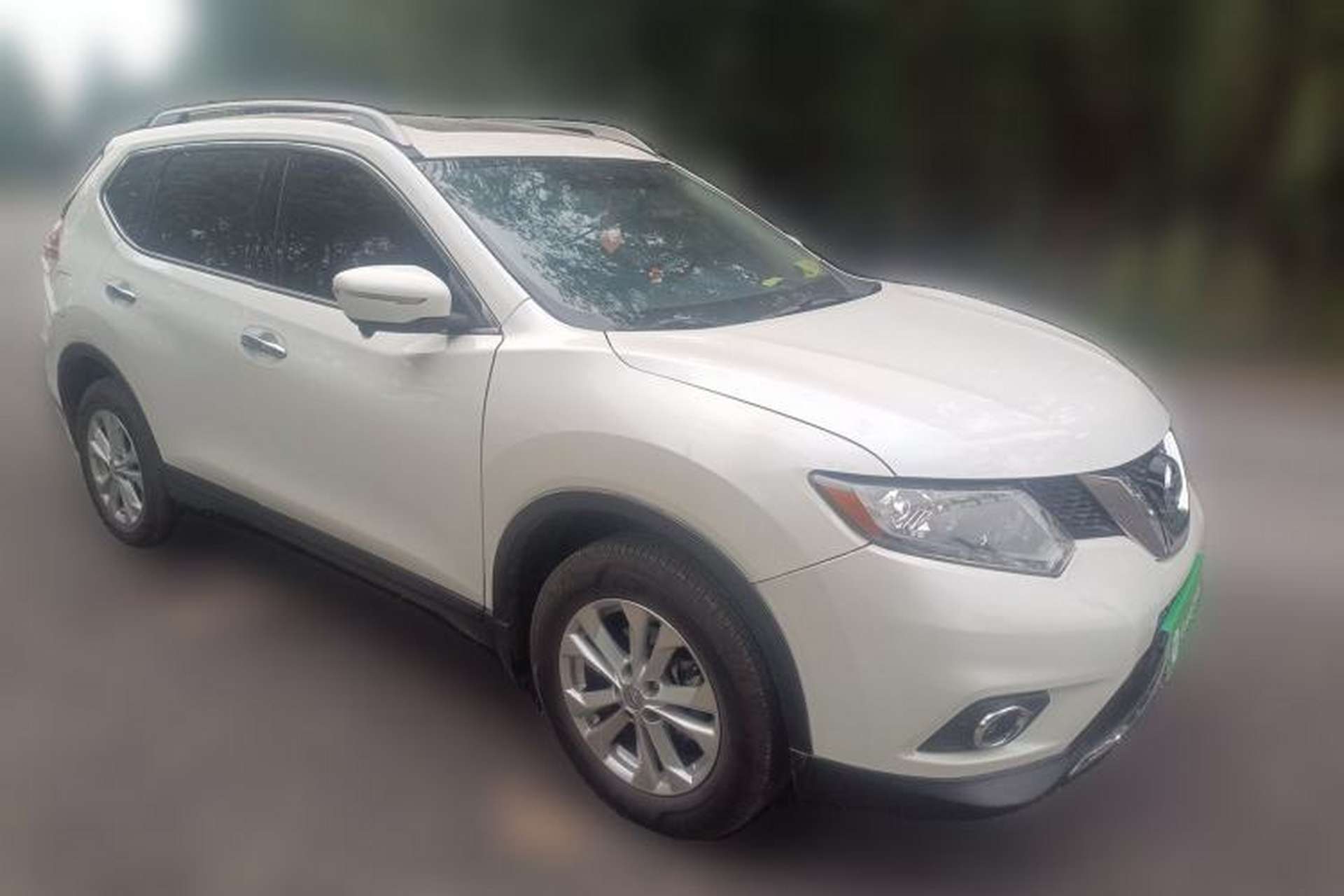 Used Nissan X-Trail 2015 2.0L CVT Comfort MAX Edition 2WD Front Right 45 Deg