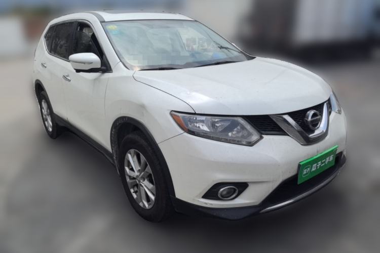 Used Nissan X-Trail 2015 2.0L CVT Comfort MAX Edition 2WD Front Right 45 Deg