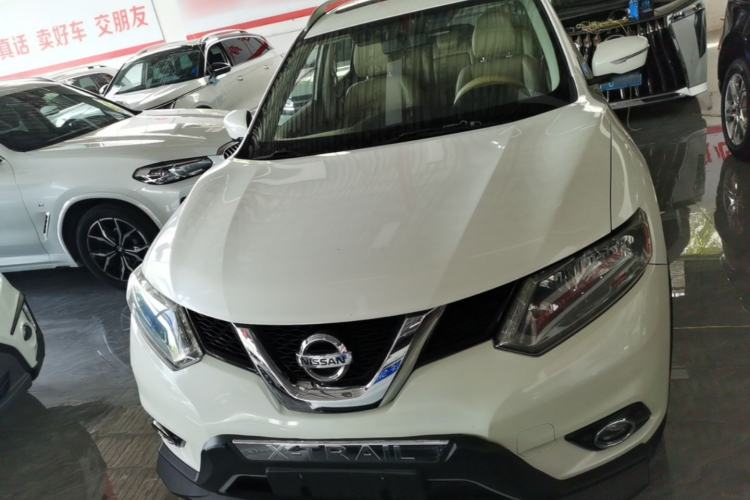 Used Nissan X-Trail 2015 2.0L CVT Comfort MAX Edition 2WD Front