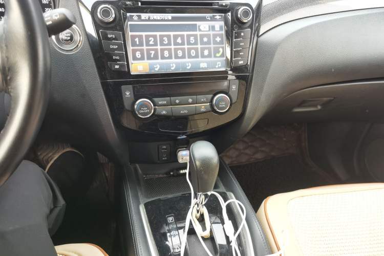Used Nissan X-Trail 2015 2.5L CVT Leading MAX Edition 4WD Gear Lever