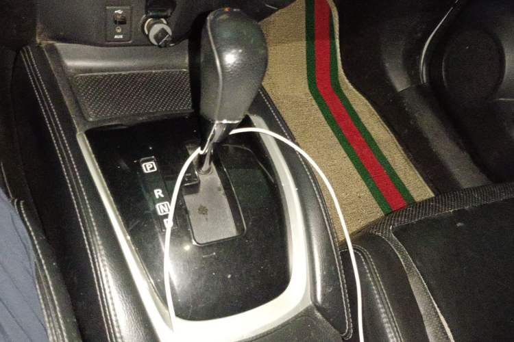 Used Nissan X-Trail 2015 2.5L CVT Leading MAX Edition 4WD Gear Lever