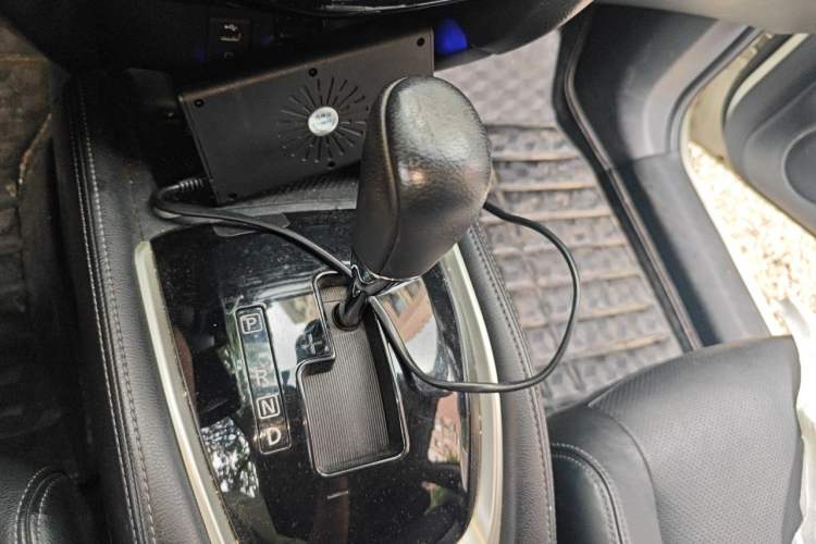 Used Nissan X-Trail 2015 2.0L CVT Comfort MAX Edition 2WD Gear Lever