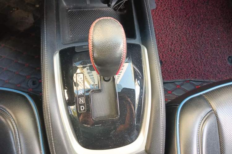 Used Nissan X-Trail 2015 2.5L CVT Leading MAX Edition 4WD Gear Lever