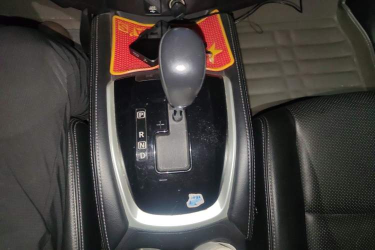 Used Nissan X-Trail 2015 2.0L CVT Comfort MAX Edition 2WD Gear Lever