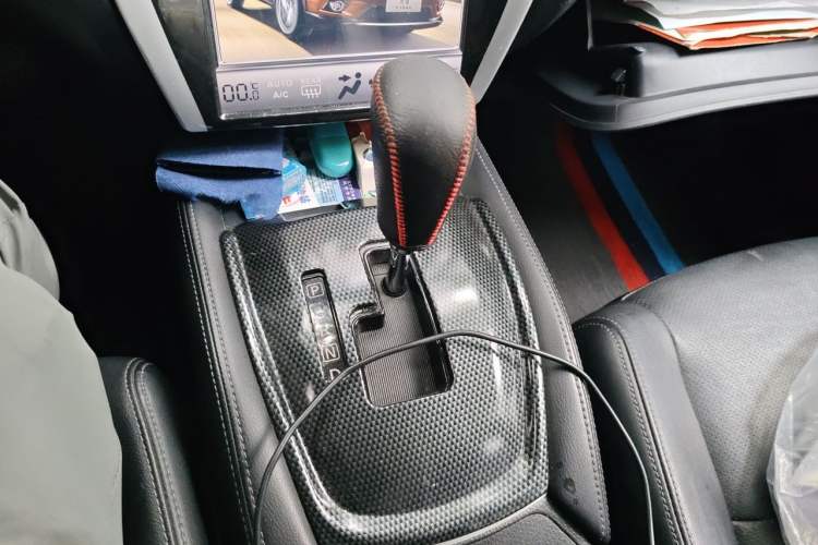 Used Nissan X-Trail 2015 2.5L CVT Leading MAX Edition 4WD Gear Lever
