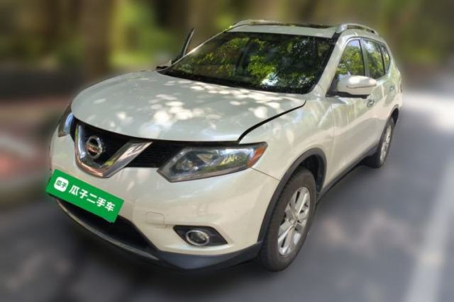 Nissan X-Trail 2015 2.0L CVT Comfort MAX Edition 2WD с пробегом