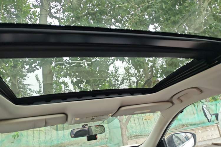 Used Nissan X-Trail 2015 2.0L CVT Comfort MAX Edition 2WD Headliner